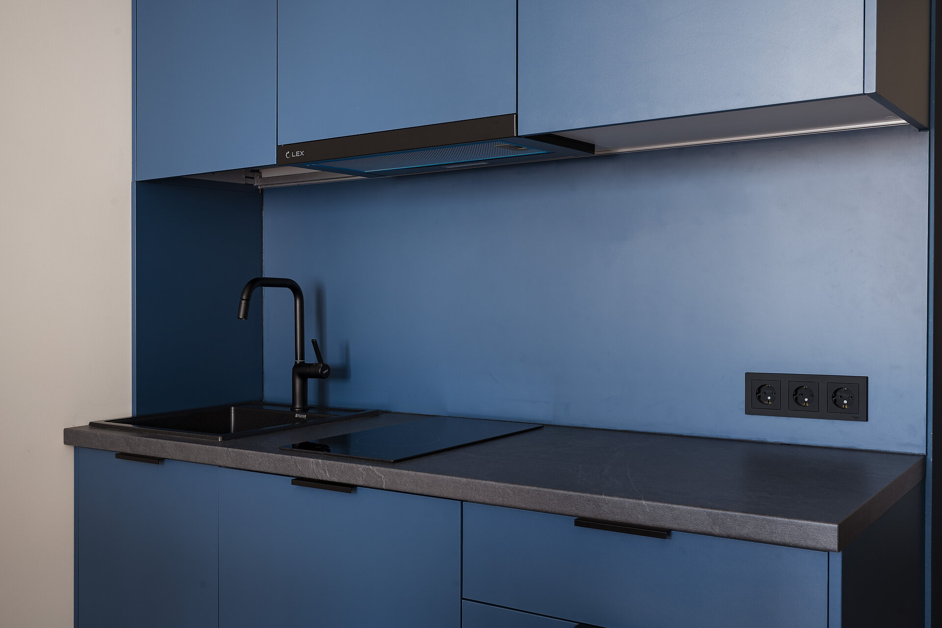 Фото Ладожский Авенир