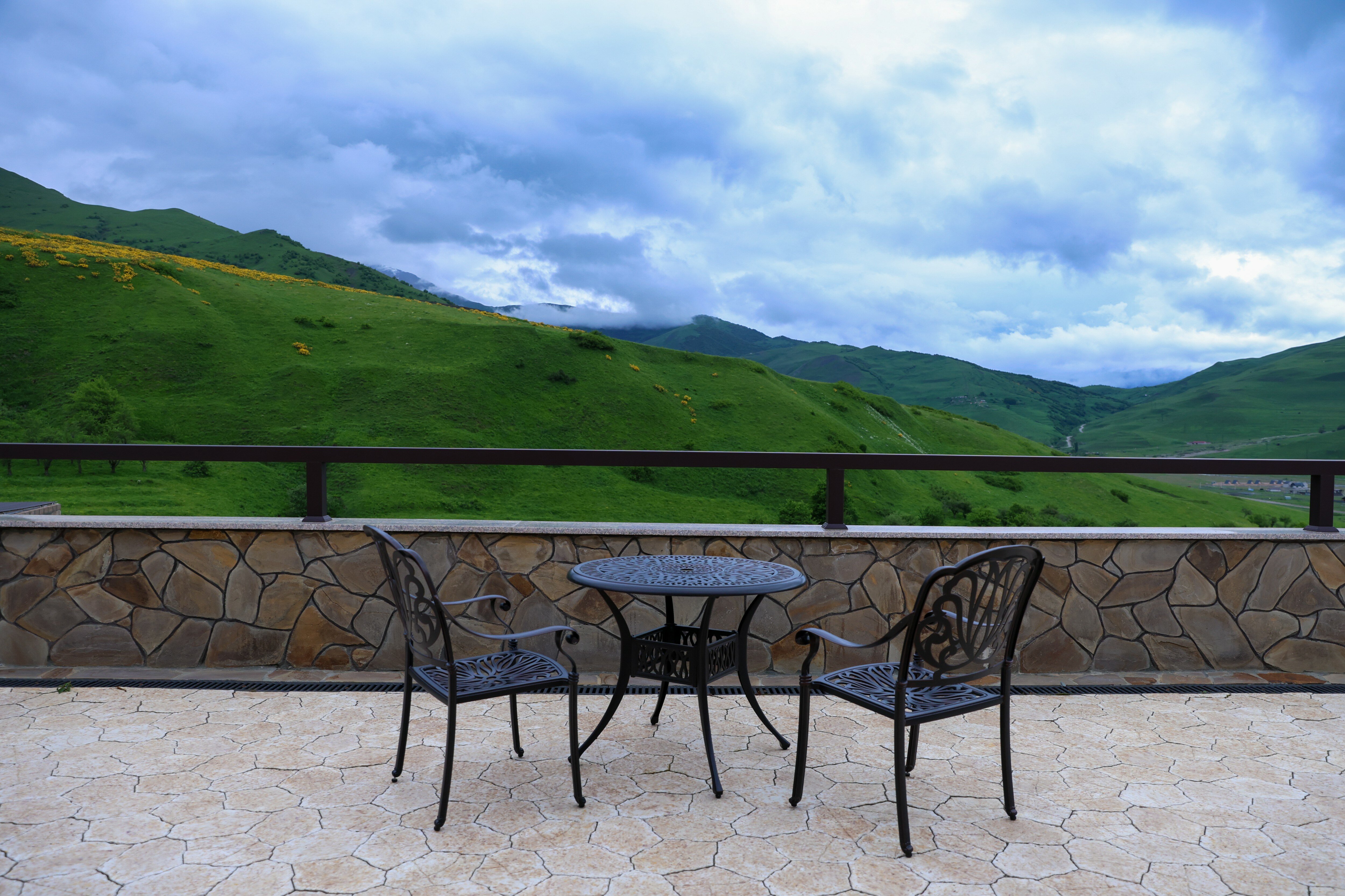 Фото Cosmos Vladikavkaz La Vallee Hotel