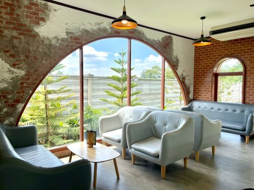 Гостиница Prelude Hotel в Канчанабури
