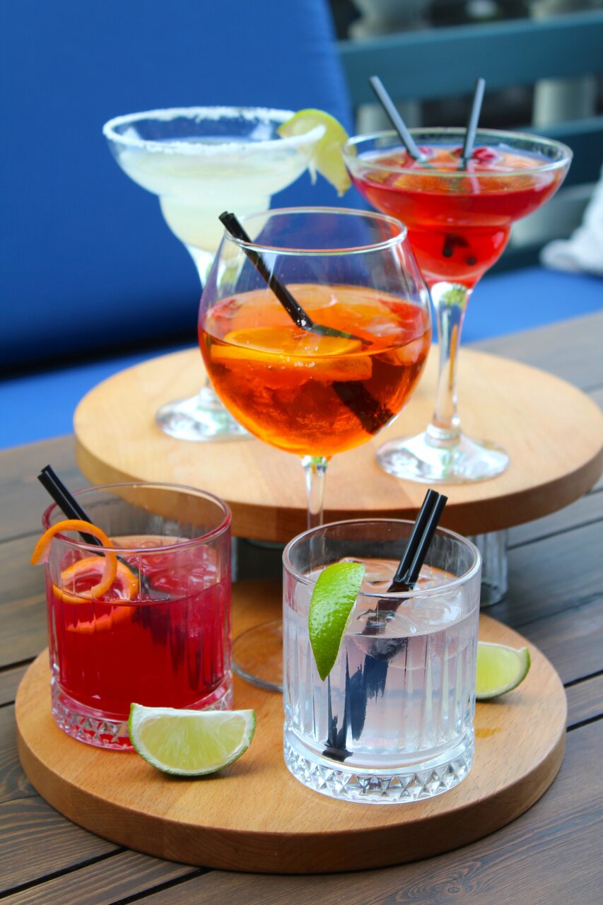 «Рестораны и кафе с игровыми комнатами в Новороссийске» фото материала