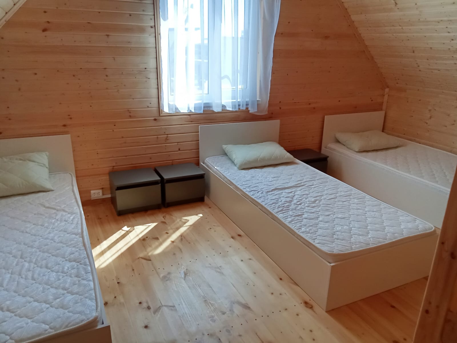 Фото Коттедж, море, дельфины