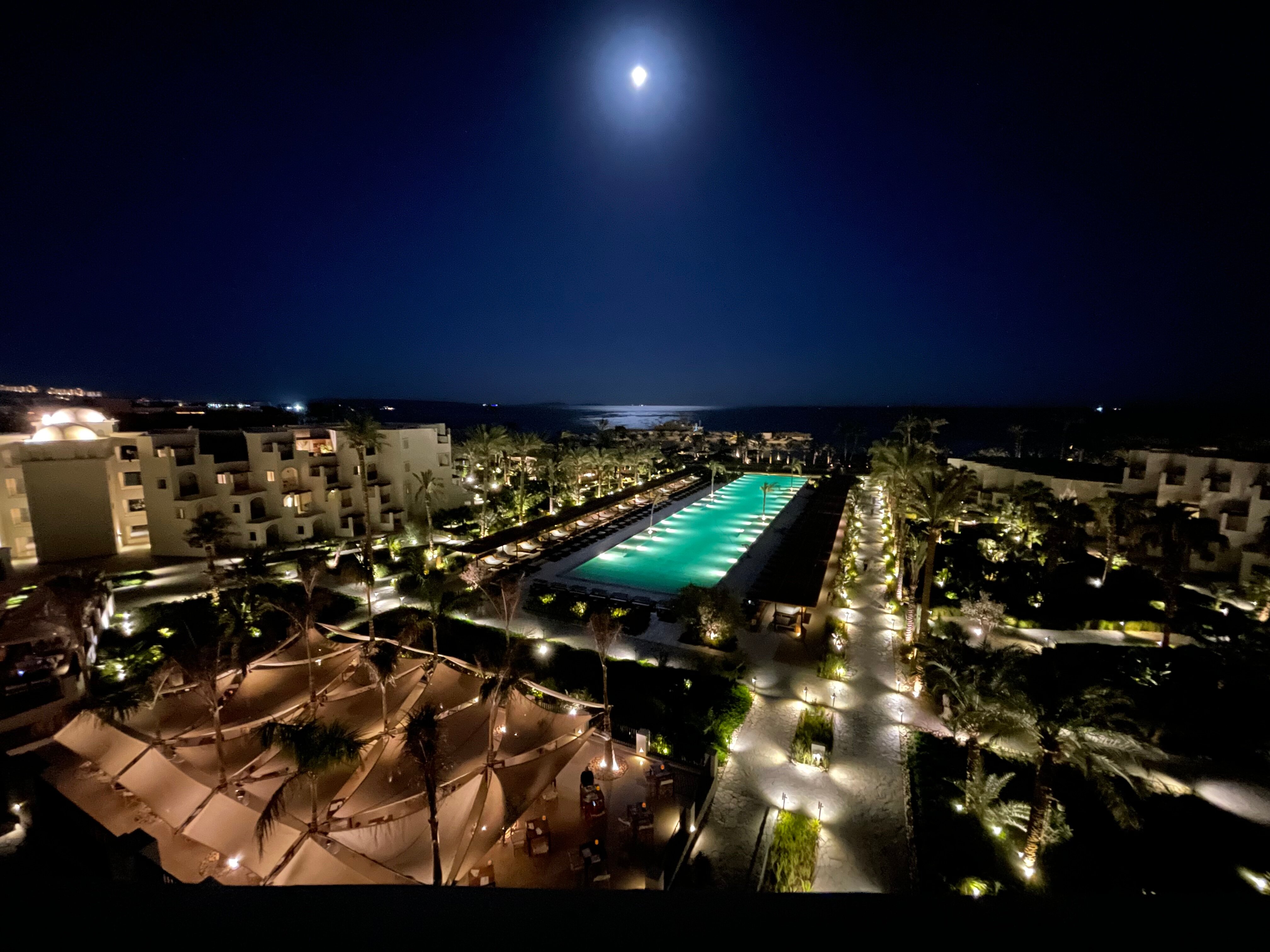 Фото Serry Beach Resort