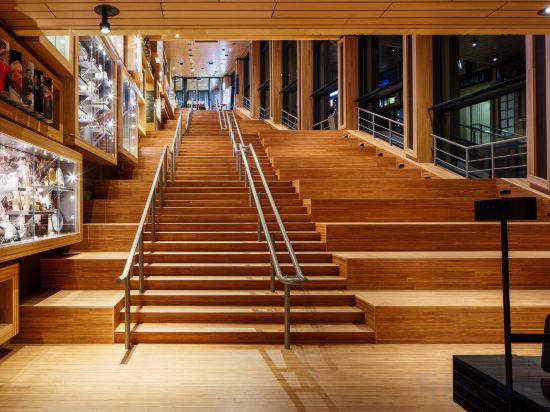 Фото Holiday Inn Express Arnhem