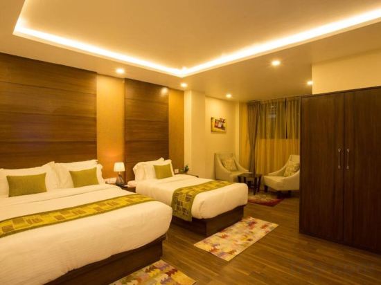 Фото Yatri Suites & SPA