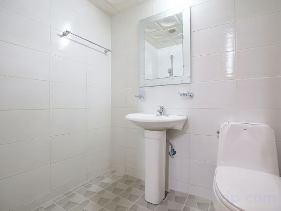 Фото Daejeon Yongjeon Happy Tower