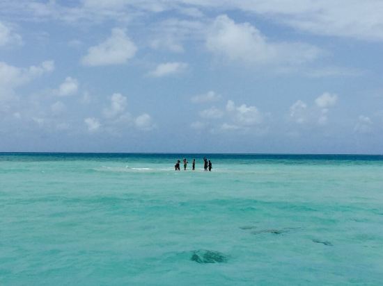 Фото Noovilu Suites Guesthouse