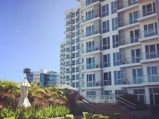 Фото Mactan Newtown C by HiveRooms