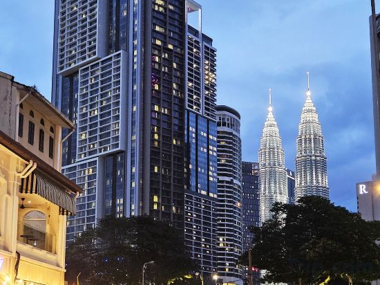 Фото Home  Style at Platinum Suites KLCC