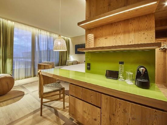 Фото Falkensteiner Hotel Kronplatz