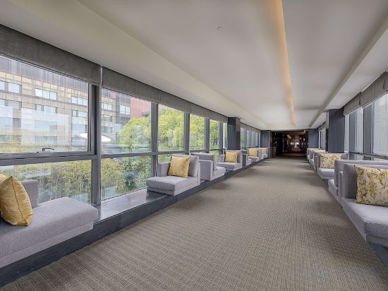 Фото Shanghai Parkyard Hotel