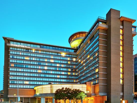 Фото DoubleTree by Hilton Washington Dc - Crystal City