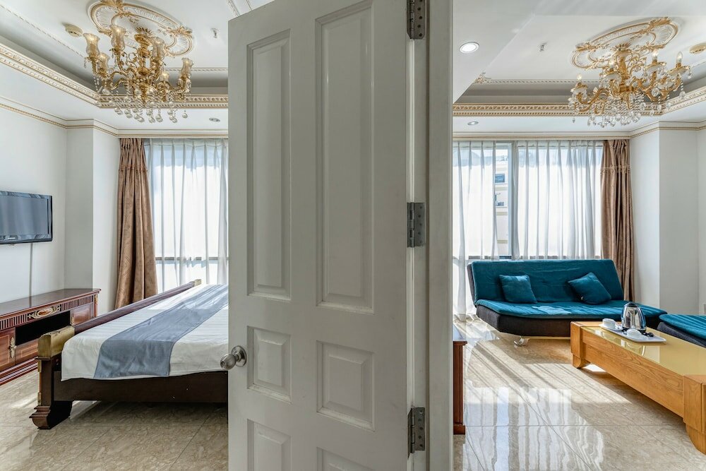 Фото Happy Land Hotel