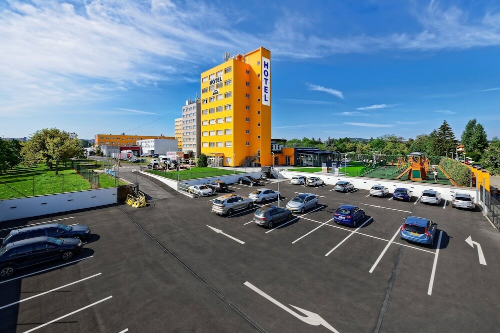 Фото Hotel Aura Design & Garden Pool