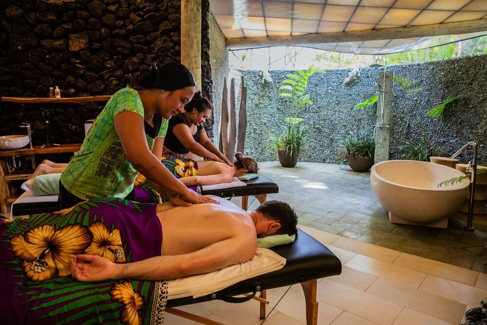 Фото Coconuts Beach Club Resort & SPA