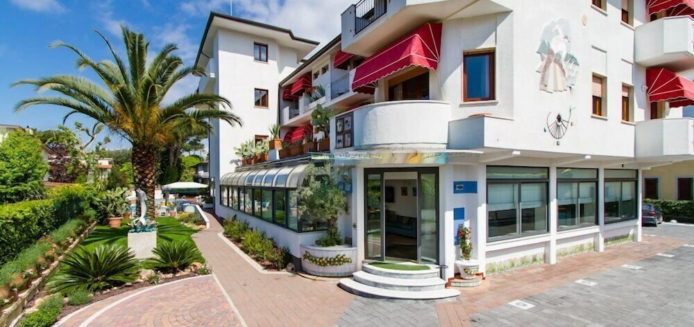 Фото Hotel Tarabella