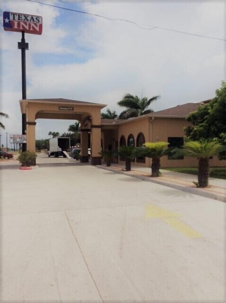 Фото Texas Inn Weslaco