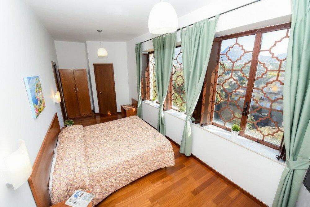 Фото Villa Crawford - Religious Hospitality