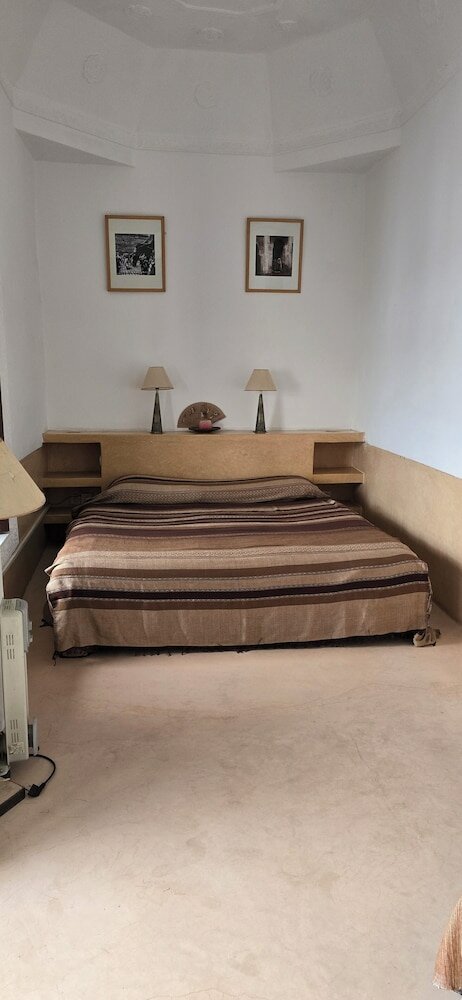 Фото Riad Karmela