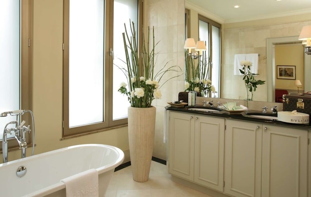 Фото Steigenberger Icon Parkhotel Düsseldorf