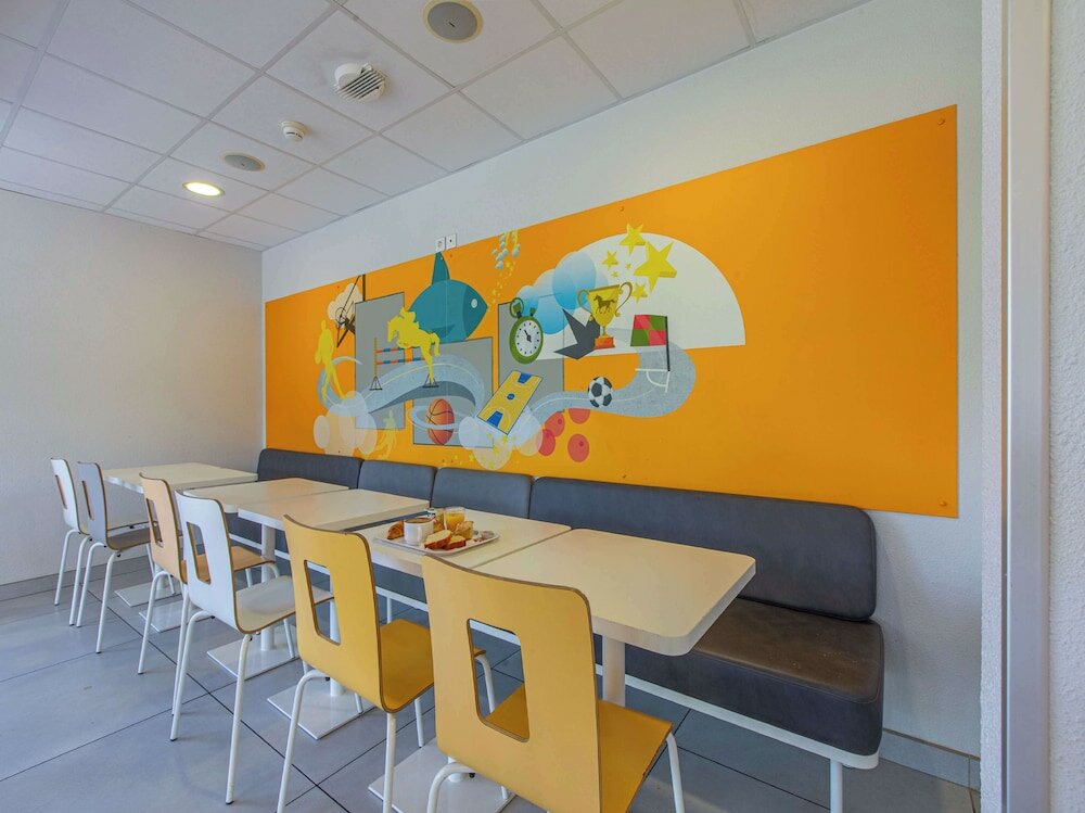 Фото Hôtel Première Classe Chartres Barjouville