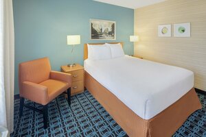 Fairfield Inn & Suites by Marriott Austin-University Area (Texas, Harris County, Nortwest Park, Northleaf Drive), hotel