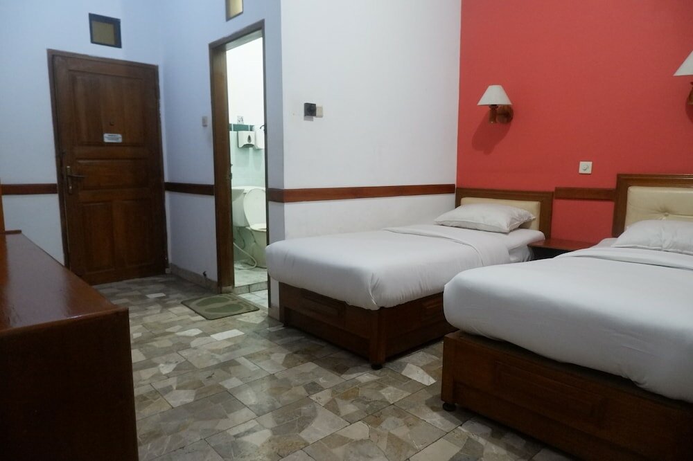 Фото Hotel Bali Indah