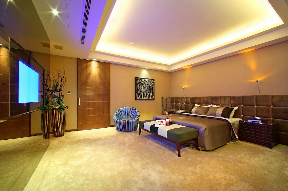 Фото Young Motel