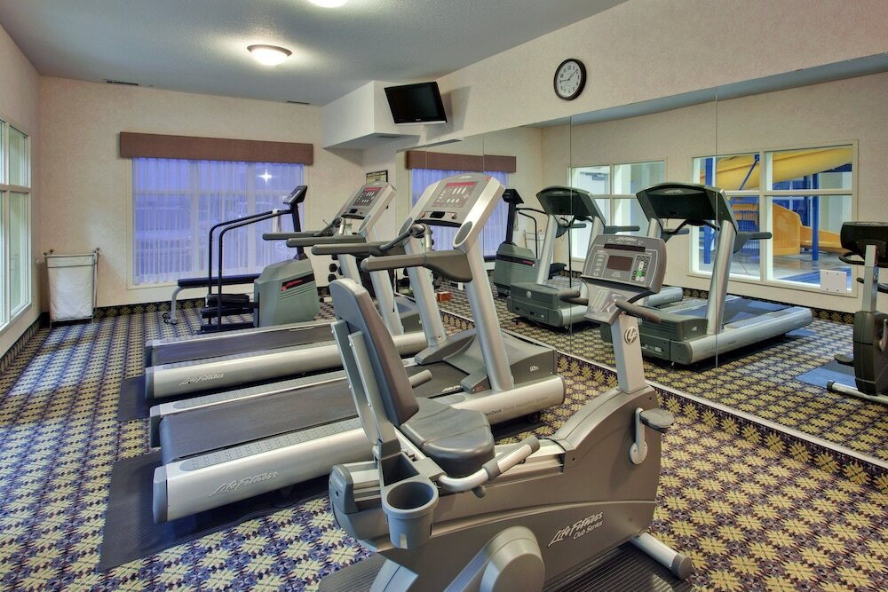 Фото Holiday Inn Express Edmonton-International Airport