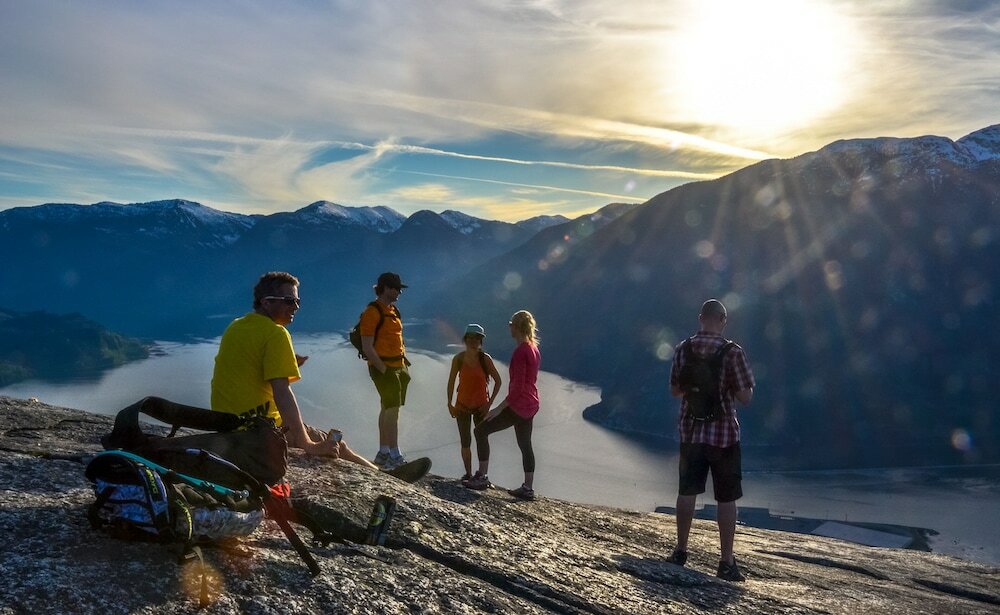 Фото Crash Hotel Squamish