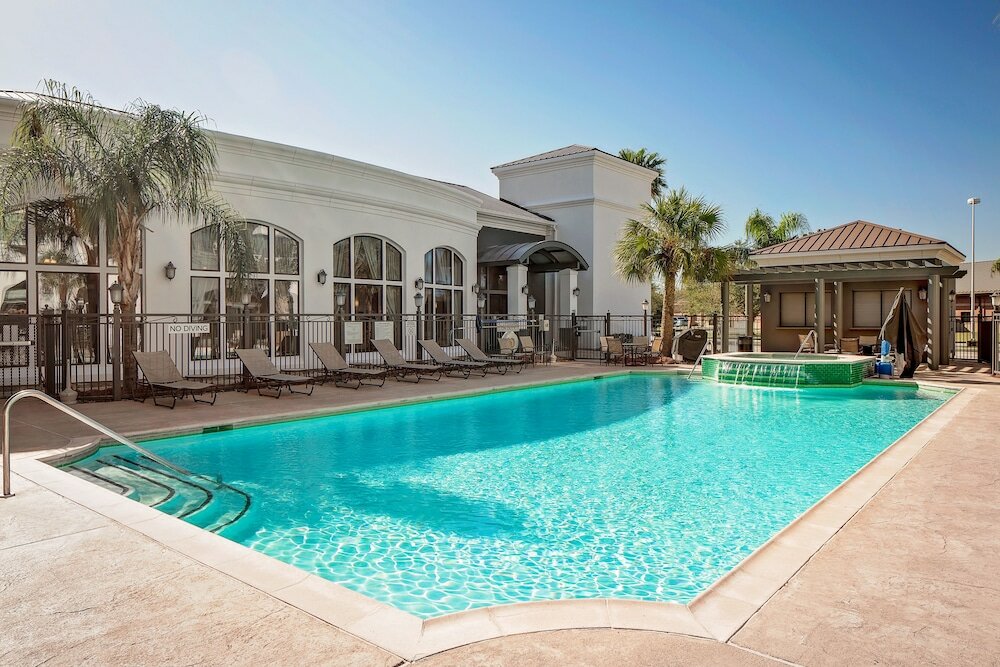 Фото Courtyard Houma by Marriott