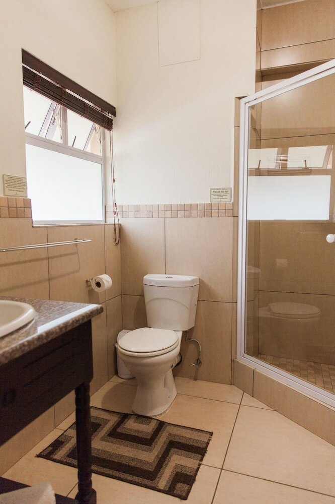 Фото Umthunzi Hotel & Conference