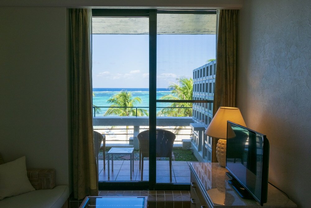 Фото The Moon Beach Museum Resort