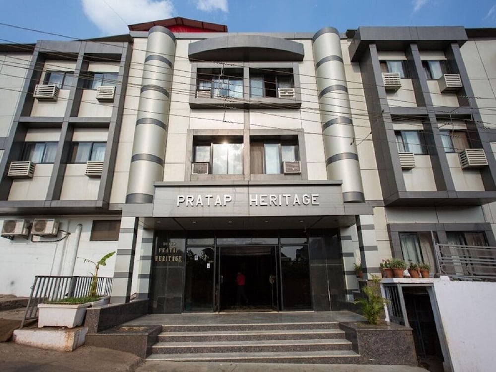 Фото отеля 1