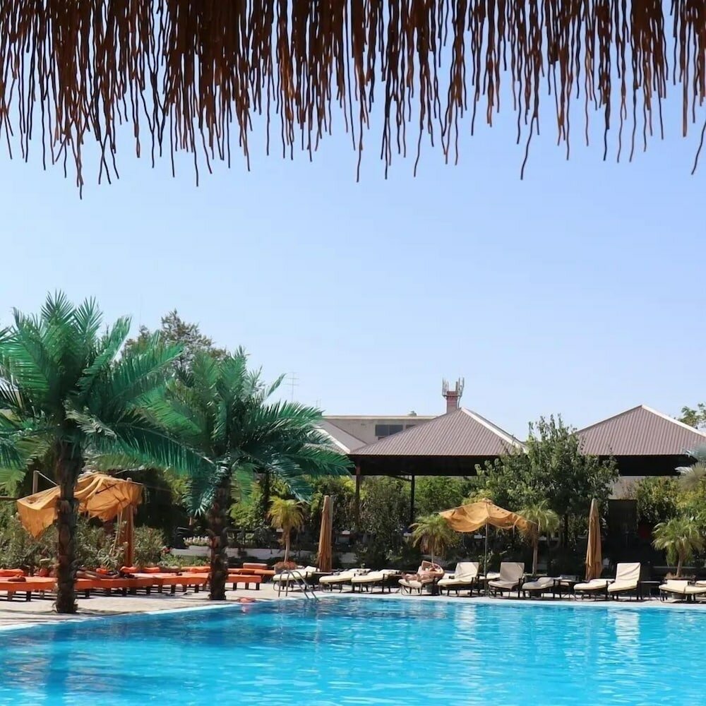 Фото Cross Resort