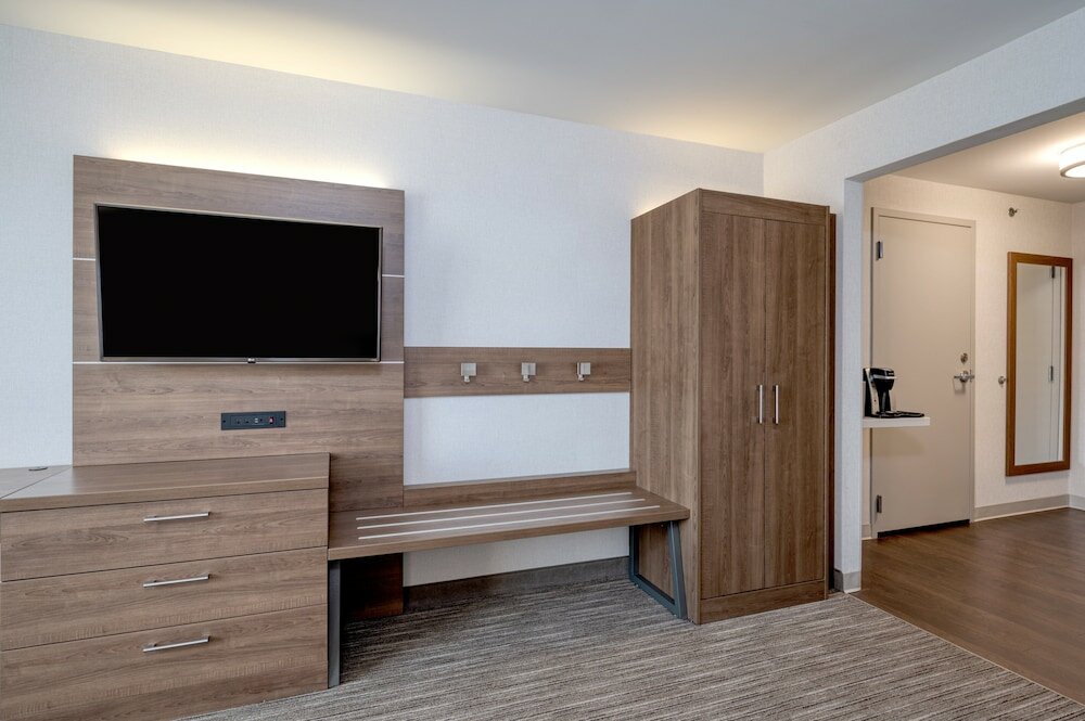 Фото Holiday Inn Express Radcliff-Fort Knox, an Ihg Hotel