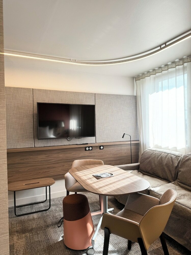 Фото Novotel Suites Rouen Normandie