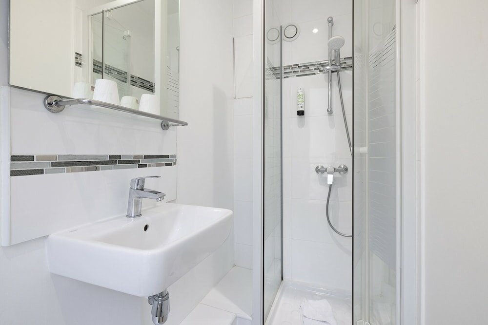 Фото Paris Legendre