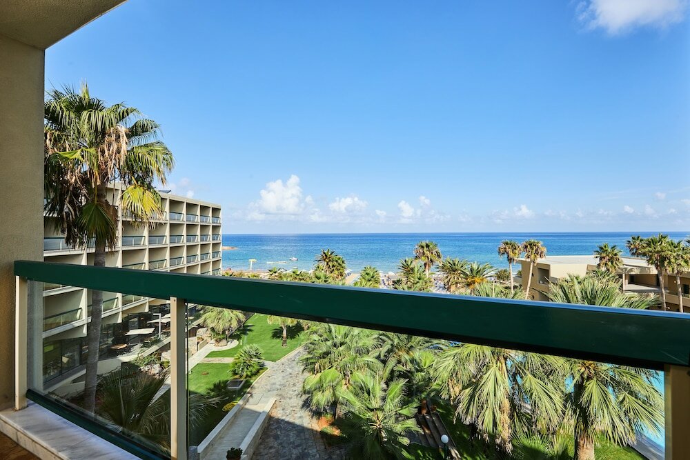 Фото Sirens Beach and Village