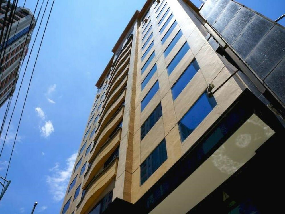 Фото Tiara Oriental Hotel