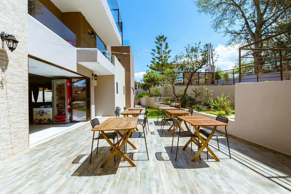 Фото Gregory Comfort Hotel