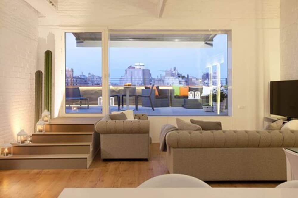 Фото Enjoybcn Miro Apartments