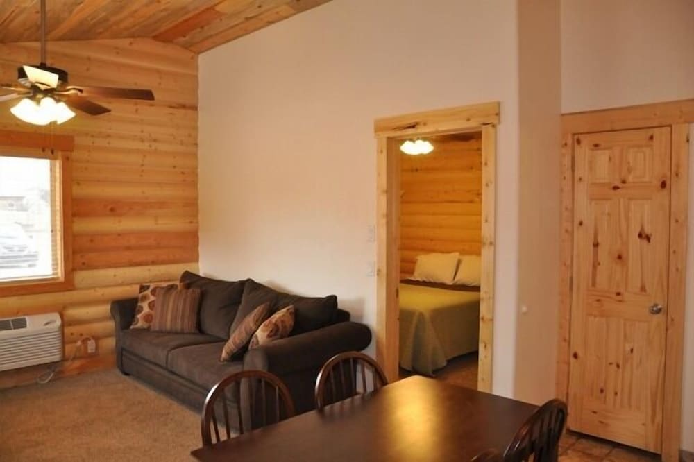 Фото Bryce Country Cabins