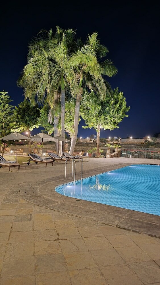 Фото Shikarbadi Hotel