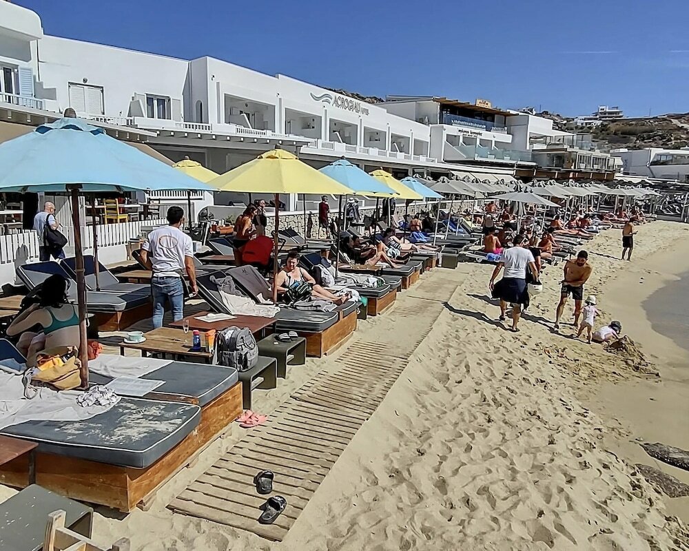 Фото Acrogiali Beachfront Hotel