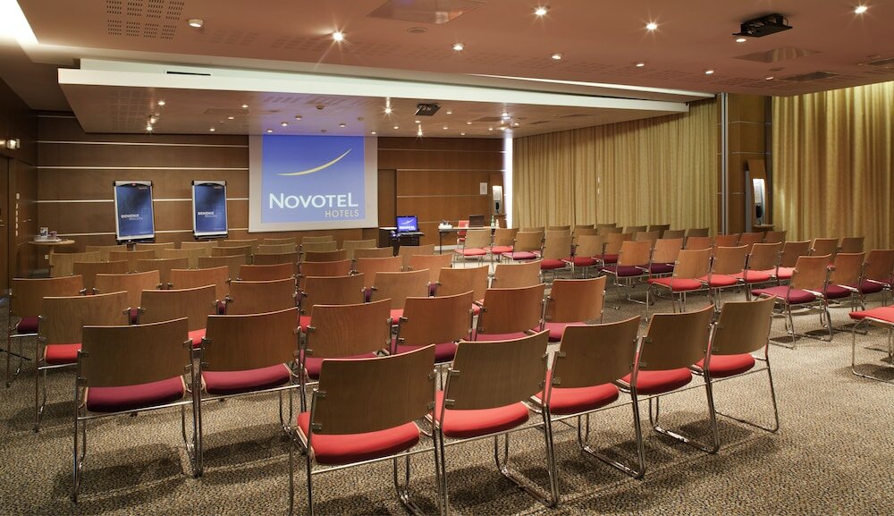 Фото Novotel Paris 17