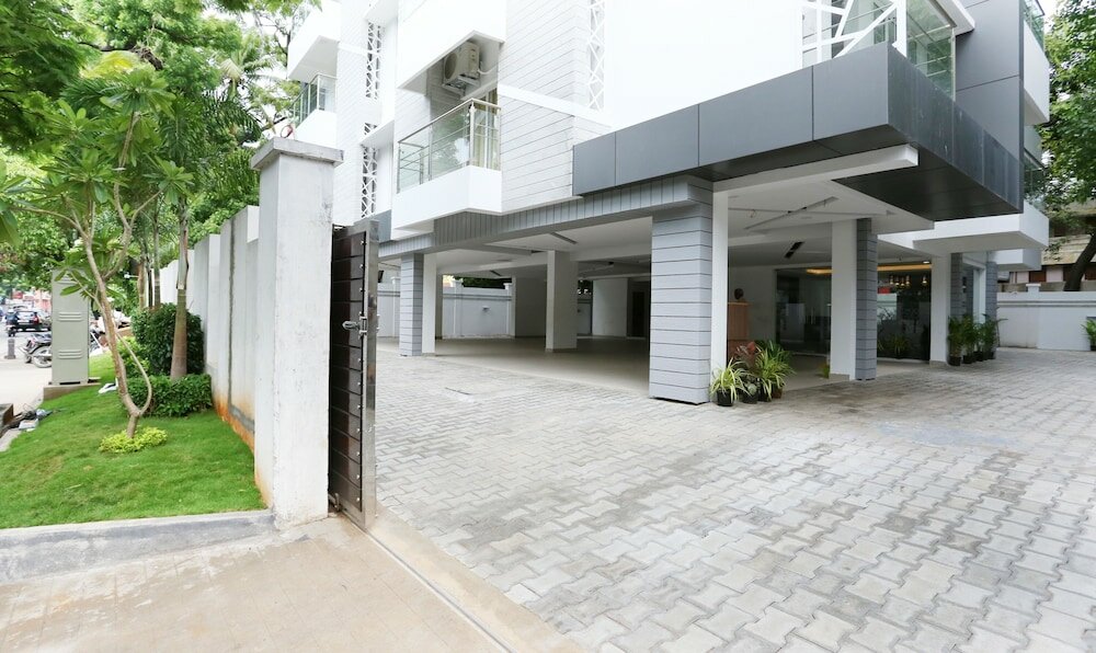 Фото Treebo Trend Pechis Castle