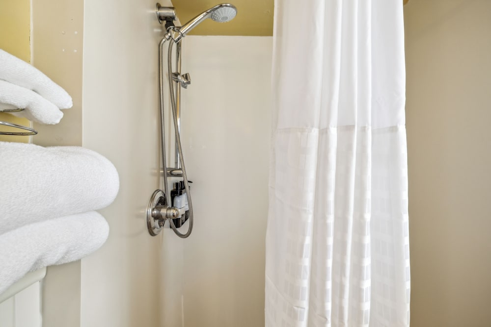 Фото Best Western Petaluma Inn