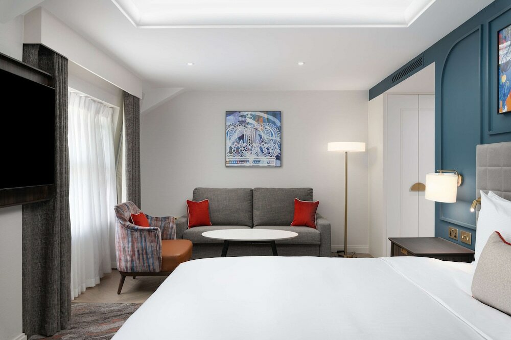 Фото Lost Property St. Paul's London, Curio Collection by Hilton