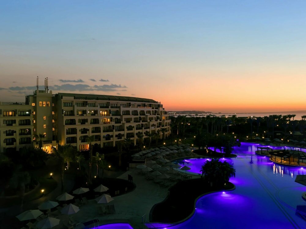 Фото Штайгенбергер Альдау бич