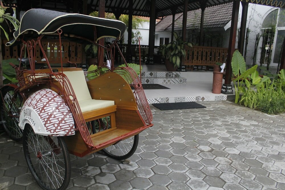 Фото Hotel Diana Jogja